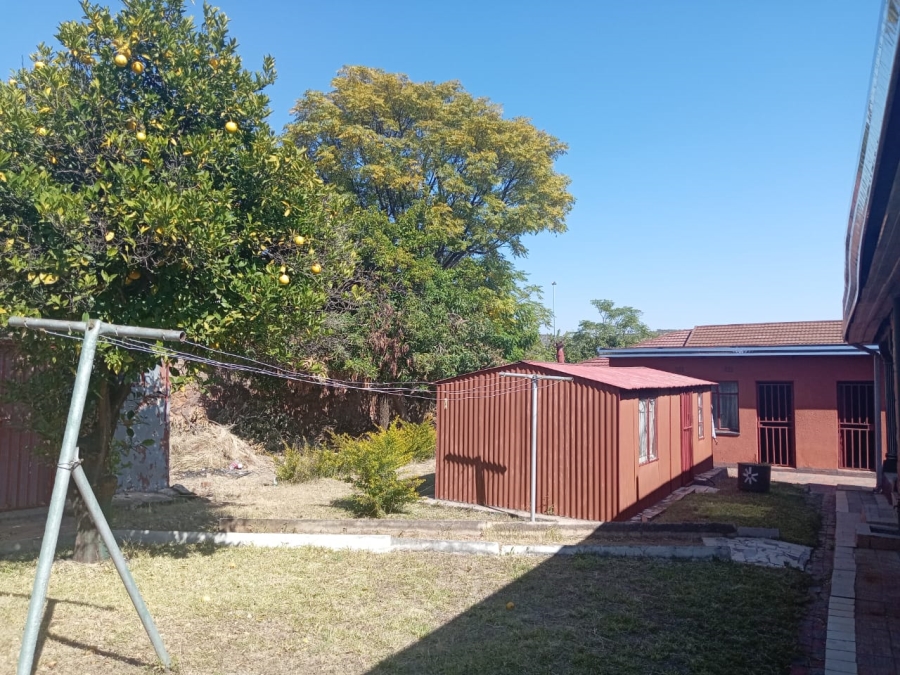 4 Bedroom Property for Sale in Mabopane Unit D North West